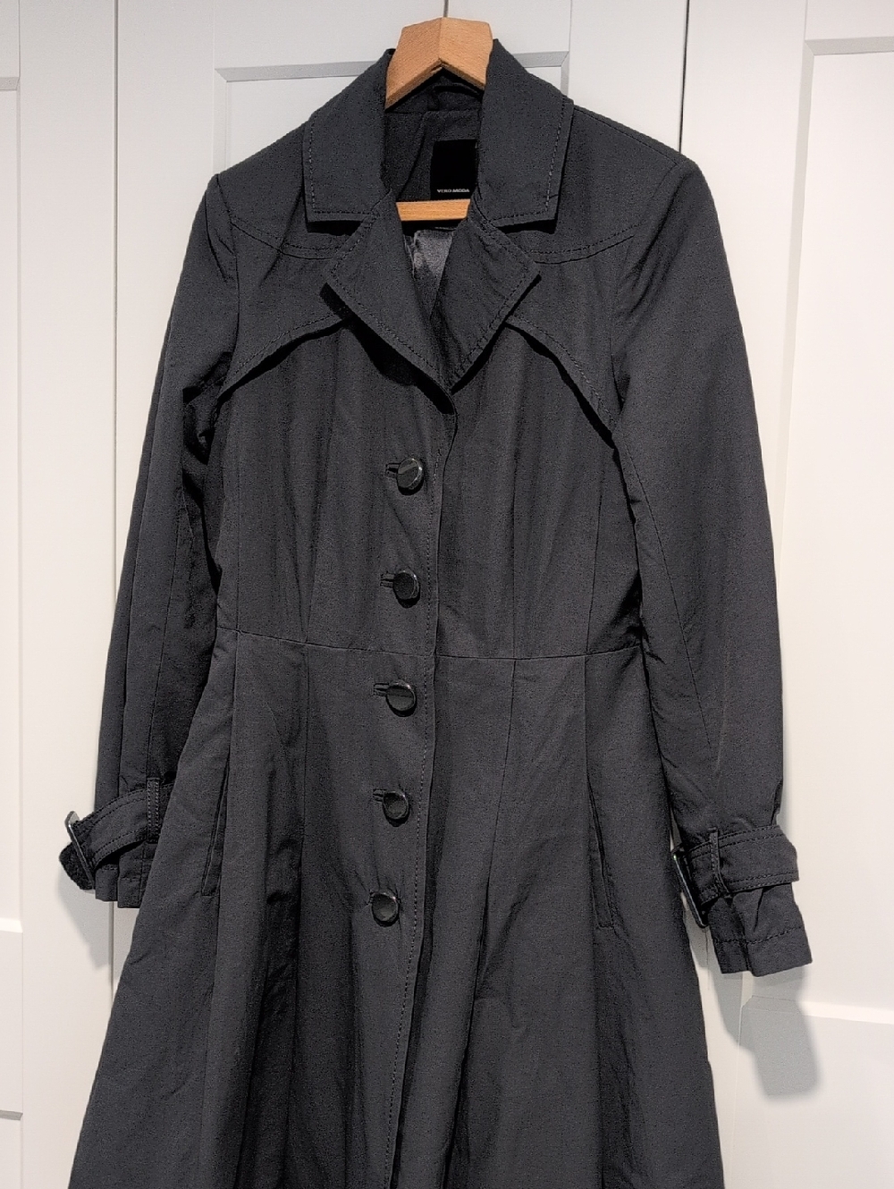 Vero Moda Gray Tailored Flared Trench Coat. Size M
